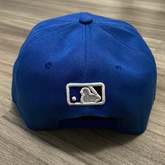 MLB Toronto Blue Jays New Era Snapback Hat - Picture 3 of 7